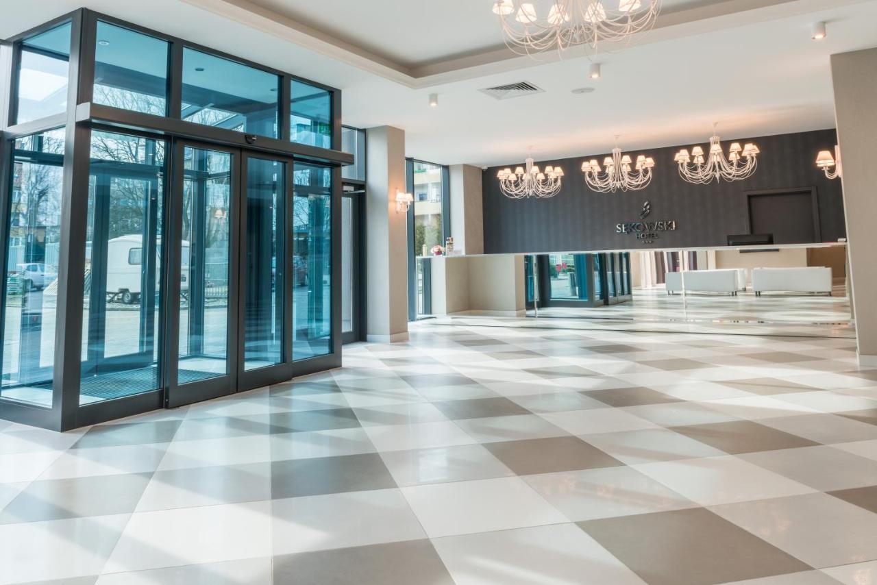 Hotel Sekowski Legnica Buitenkant foto