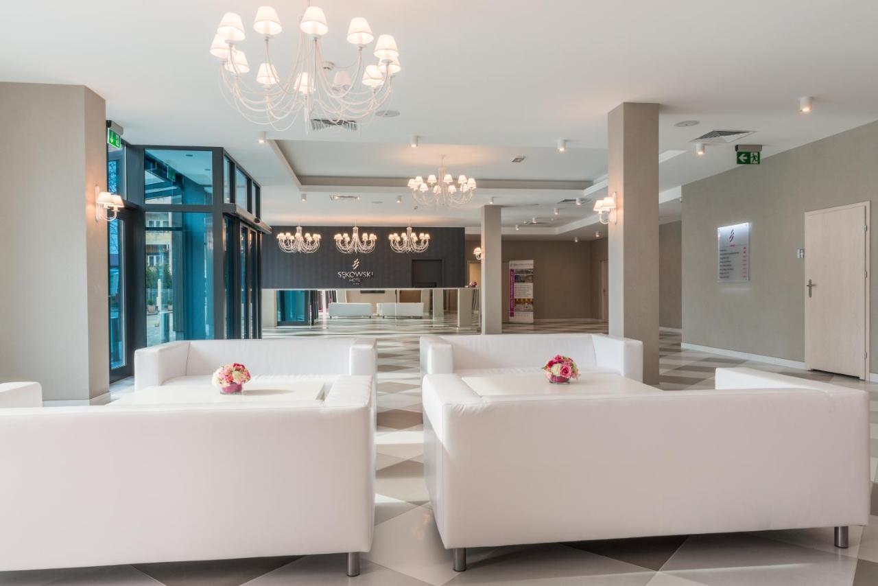 Hotel Sekowski Legnica Buitenkant foto